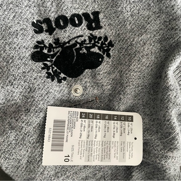 NWT Roots x Canada Pooch® Kanga Hoodie - Picture 4 of 5